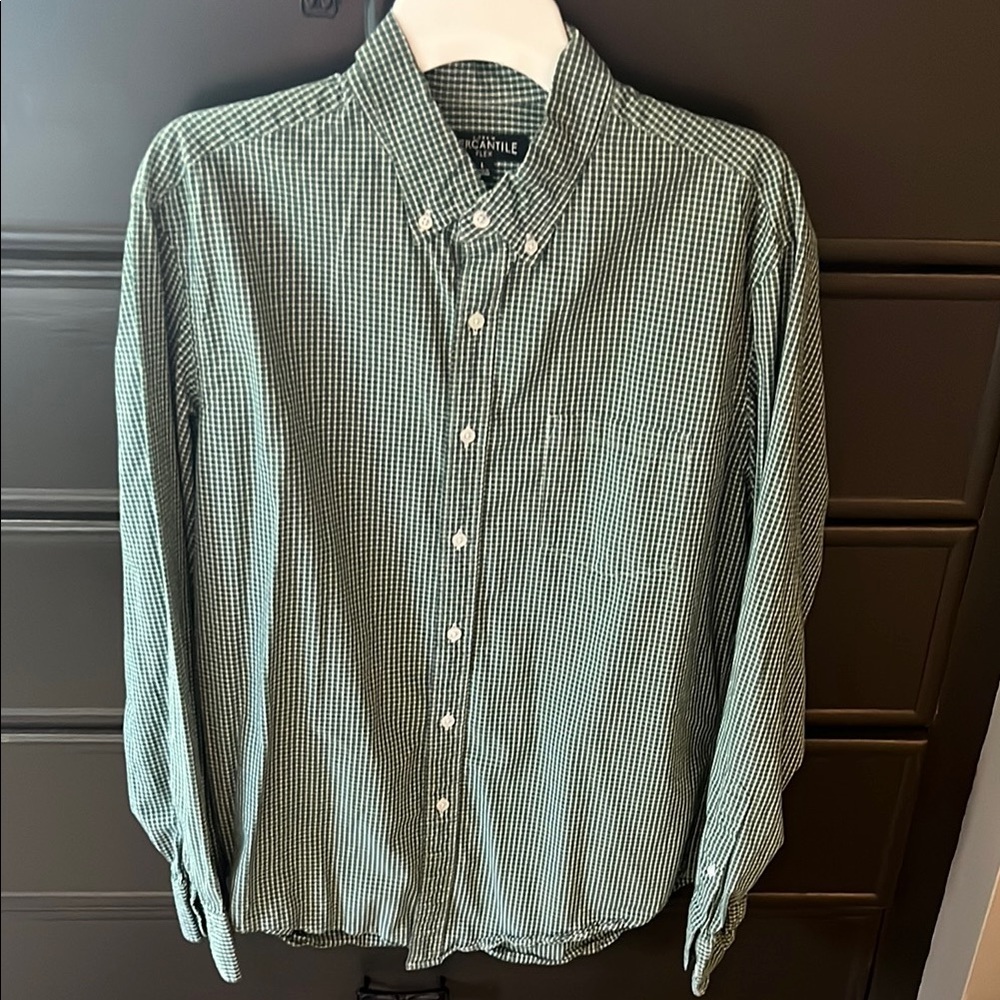 J Crew Classic Green checkered button down Men's Shirt